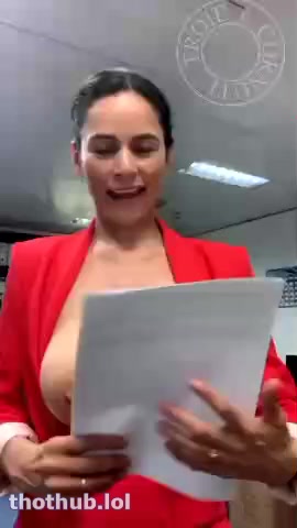 OnlyFans leaked Julia flashing at the office on HDthot