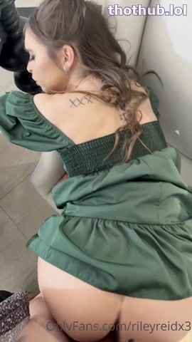 Riley Reid OnlyFans leaked Riley Reid - Green Dress POV Sextape on HDthot