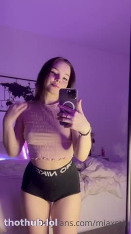 OnlyFans leaked Cutie Mia Teasing in front Mirror on HDthot