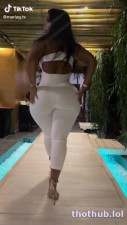 Maria gjieli fat ass walking