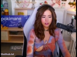 POKIMANE ACCIDENTALLY GOES NUDE ON STREAM4k edited