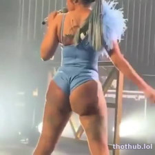 Cardi B (4) Twerk