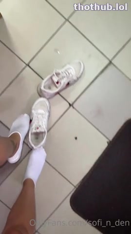 OnlyFans leaked sofi_n_den Spits on Her Sweaty Feet For You After Gym on HDthot