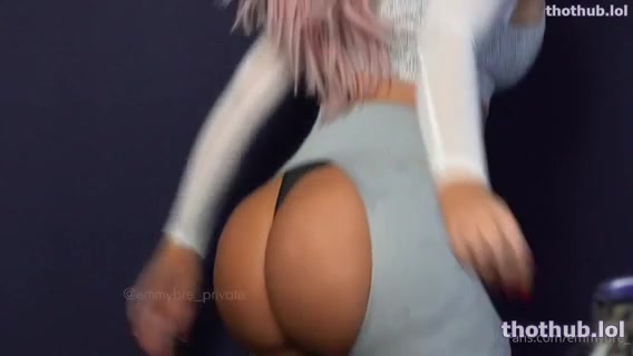 OnlyFans leaked Emmy Bre Twerk on HDthot