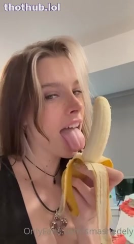 OnlyFans leaked smashedley deepthoats banana on HDthot