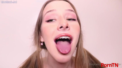 Diddly asmr cum in my mouth