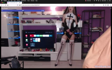 Grimoire Being A Tease & Dancing For Chat