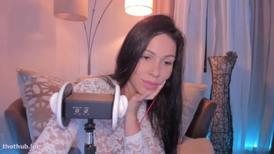 Bella Brookz: ASMR Strip