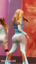 iggy twerking 3