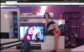 Grimoire Bending Over For Her Chat