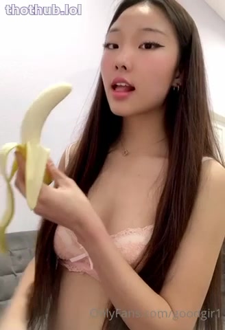 OnlyFans leaked Goodgir11 Banana Blowjob Tease on HDthot