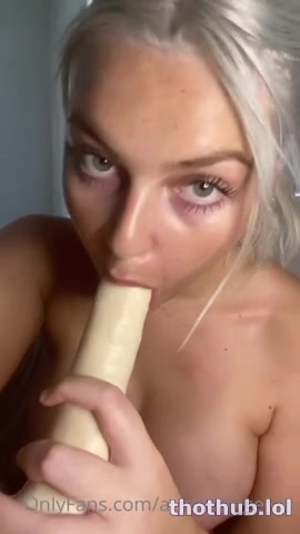 OnlyFans leaked AuroraAngelVIP dildo blowjob on HDthot