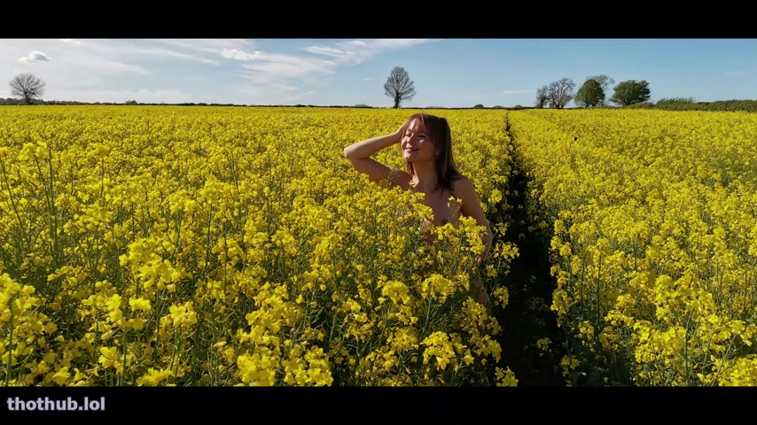 OnlyFans leaked Lily_is_naked: Lost Dress in Field on HDthot