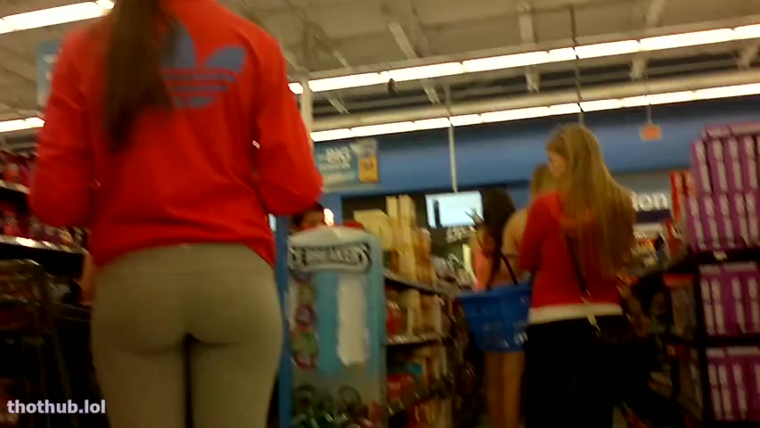 OnlyFans leaked Amazing Ass at the store on HDthot