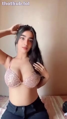 OnlyFans leaked Radhika Saxena hot bra on HDthot