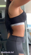 Steffy Moreno: Yoga Pants Tease