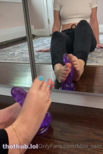 Sams_Soles dildo footjob