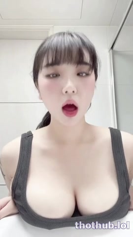 OnlyFans leaked echih black top boobjob tease on HDthot