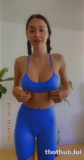 sophie mudd gym boobs