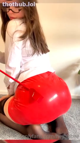 OnlyFans leaked Heyimbee sexy leather skirt on HDthot