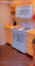 therealnaaygotti Kitchen