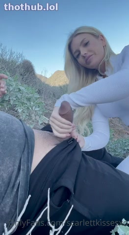 OnlyFans leaked ScarlettKissesxo-Outdoor-Blowjob on HDthot