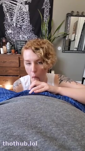 OnlyFans leaked Strawberriebbxxx Suck and Fuck on HDthot