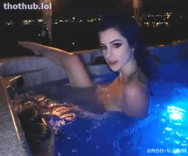 Kati3kat Jacuzzi