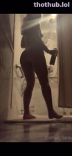 Caitlyn Sway Showering