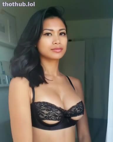 Chanel Uzi OnlyFans leaked Chanel Uzi cute bra on HDthot