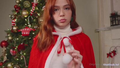 Maimy ASMR Santa