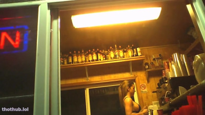 Bikini Barista flashes for tips 2