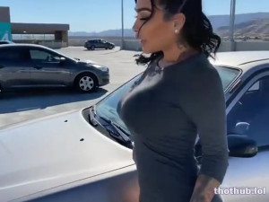 Brittanya Razavi (19) Public Strip Tease + Squirt