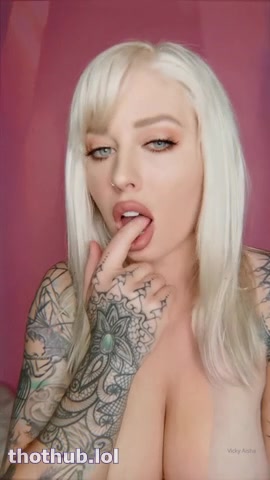 OnlyFans leaked Vicky Aisha - Playing boobs on HDthot