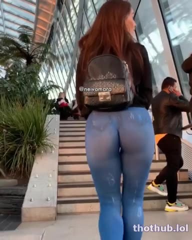 OnlyFans leaked Neiva leggings stairs on HDthot