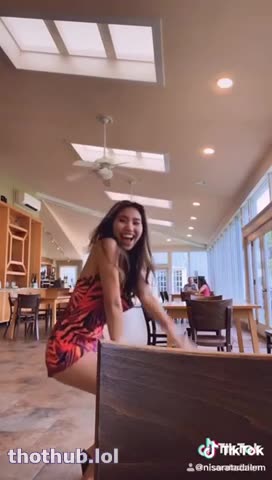 OnlyFans leaked TikTok thot shows her tits on HDthot