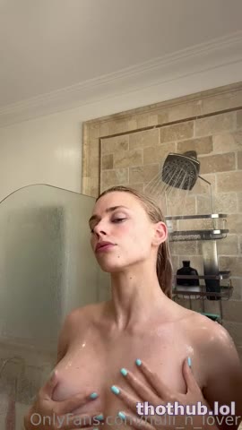 OnlyFans leaked halli_n_lover quick shower on HDthot