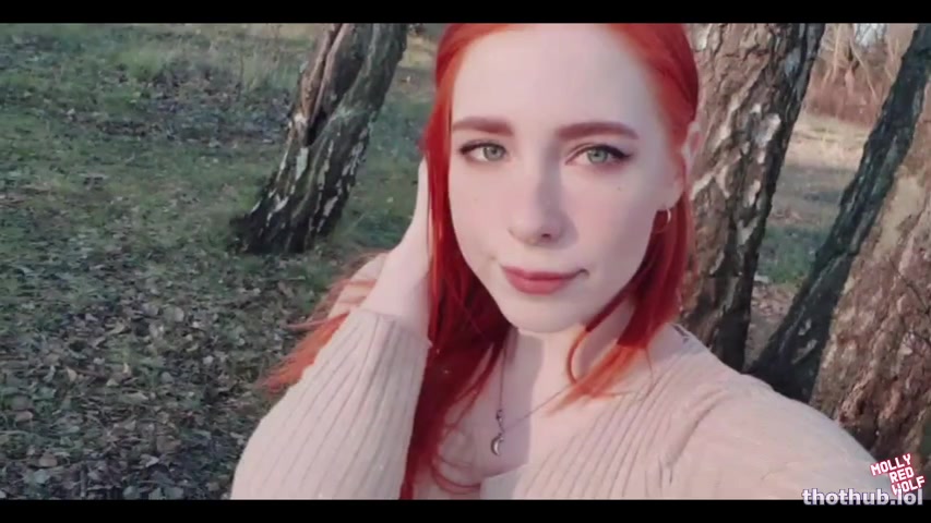 MollyRedWolf OnlyFans leaked MollyRedWolf - I pee In The Park on HDthot