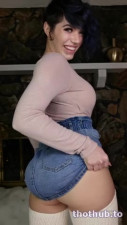 Lizbeth Eden Miniskirt Fat Ass