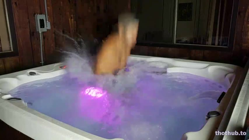 Lindsay Lou OnlyFans leaked TheOneAndOnlyDragon Purple Hot Tub on HDthot