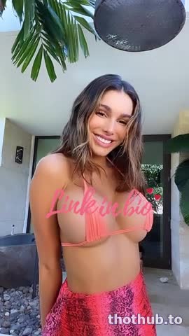 OnlyFans leaked Lyna Rita hot in her bathing suit on HDthot