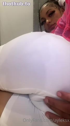 OnlyFans leaked Aylek$ gets her pussy rubbed on HDthot