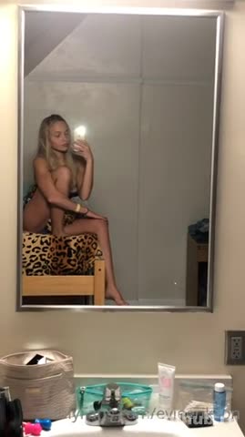 OnlyFans leaked College Girl Private Leaks (Video 8) on HDthot