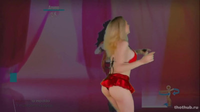 amouranth just dance in thong