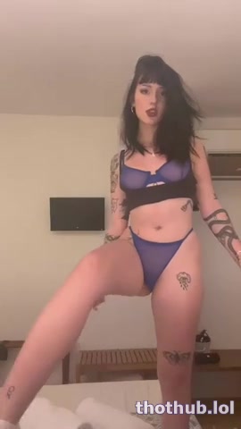 OnlyFans leaked Cloexzs Cloezs streptease on HDthot