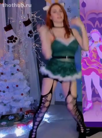 Amouranth OnlyFans leaked AMOURANTH SEXY CHRISTMAS OUTFIT DANCE on HDthot