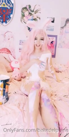 Belle Delphine OnlyFans leaked Belle Delphine Ass Painting Set Leaked (Video 18) on HDthot