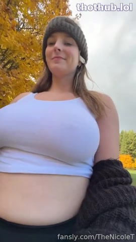 TheNicoleT OnlyFans leaked TheNicoleT Teasing Huge Tits in Public on HDthot