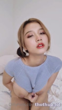 irisadamsone show her big tits