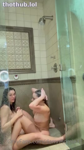 OnlyFans leaked Lesbian Shower Sex on HDthot